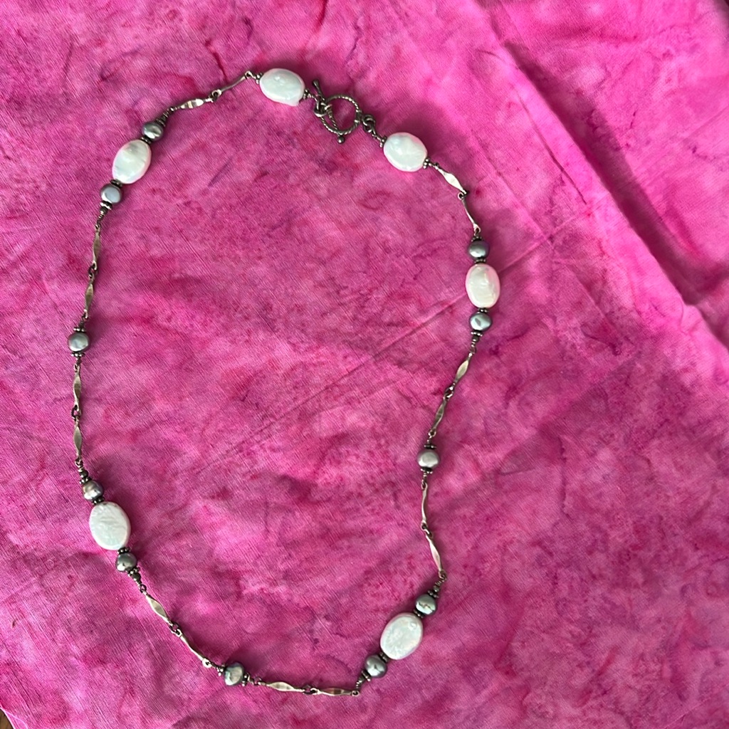 Silver Tone And Pearl Necklace